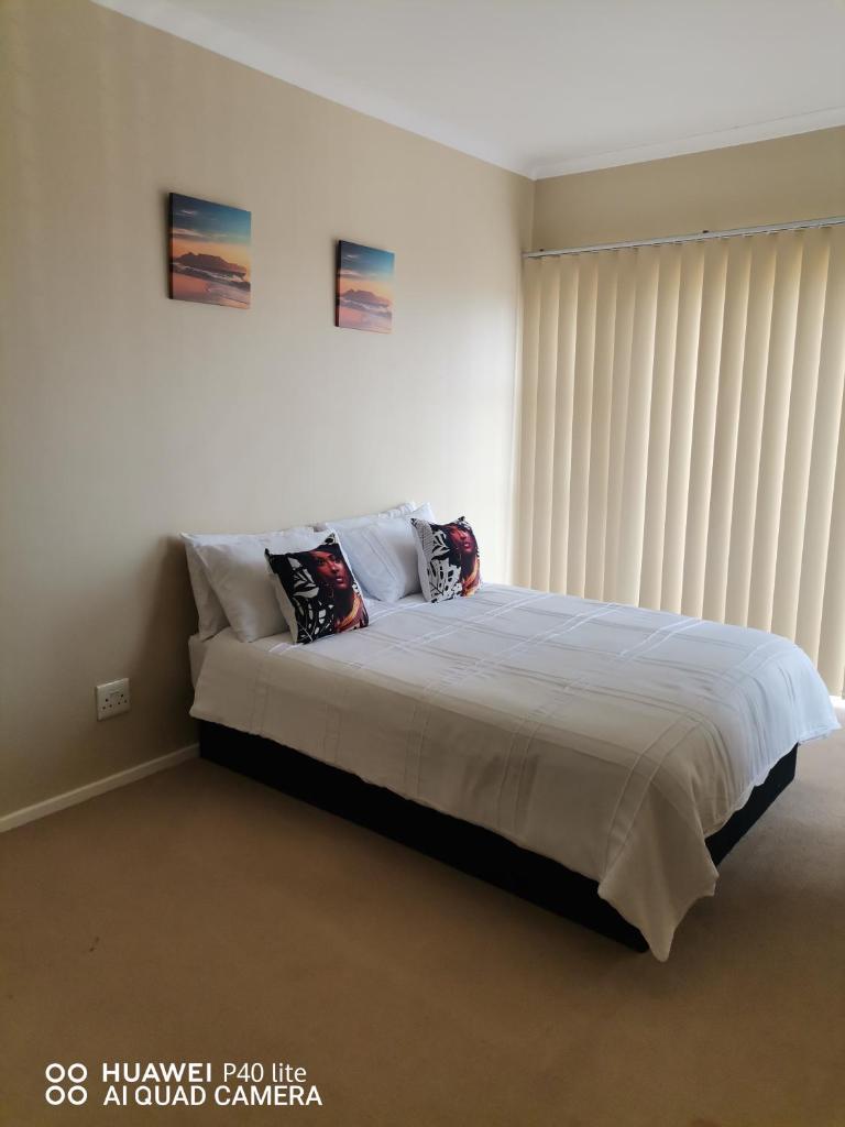 Sunnyside photo 4