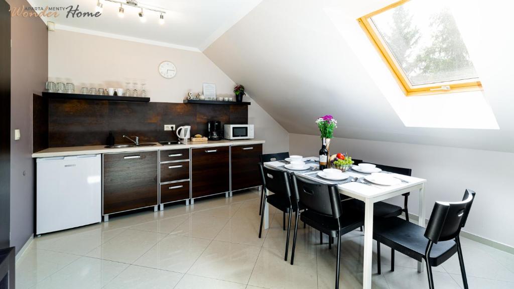 Apartamenty Czerwony Dworek - plac zabaw, grill, staw, ogród photo 4