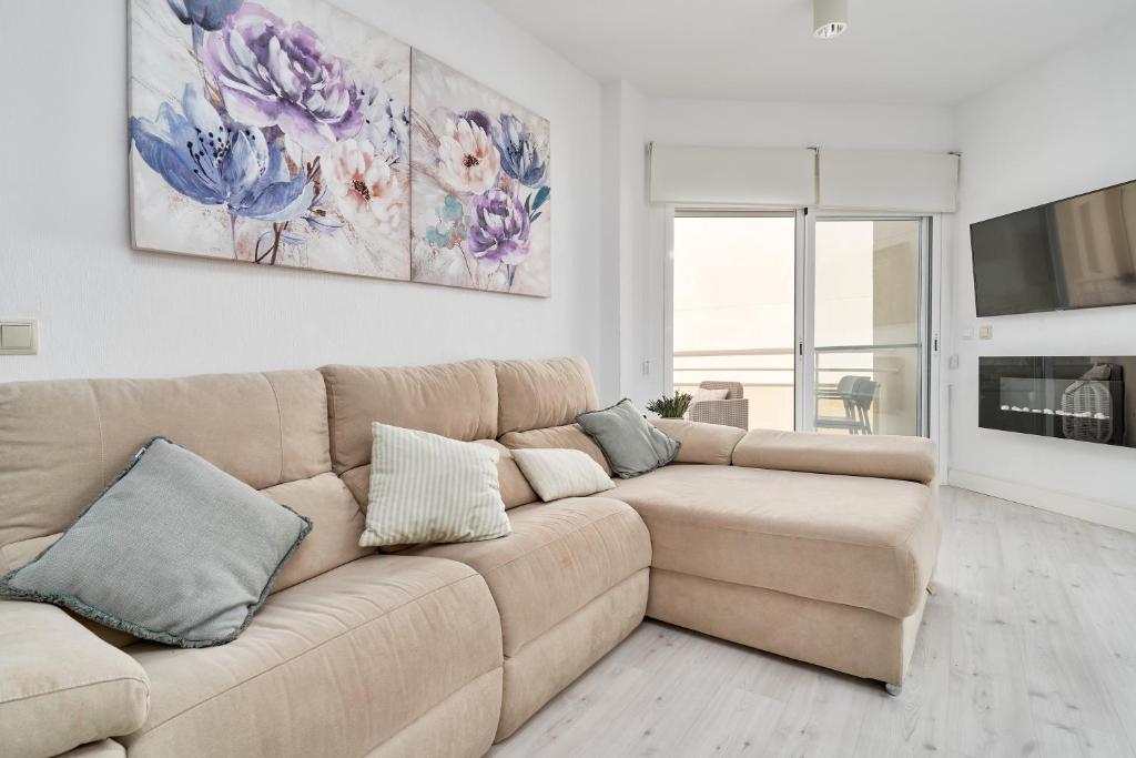 Luxury on the beachfront photo 4