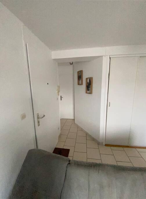 Appartement F2 hyper centre photo 2