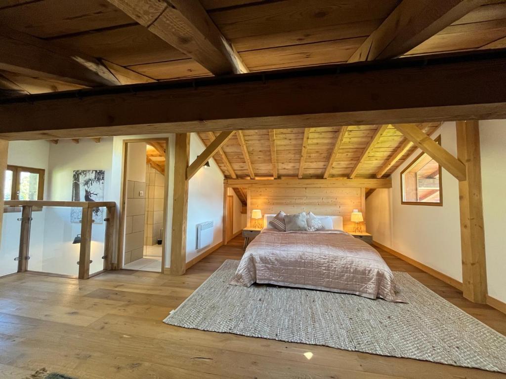Luxury penthouse apartment photo 1
