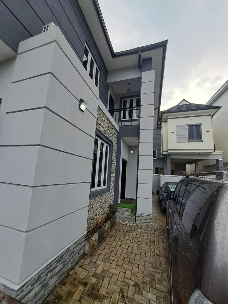 LADIVA LUXURY HOMES photo 1