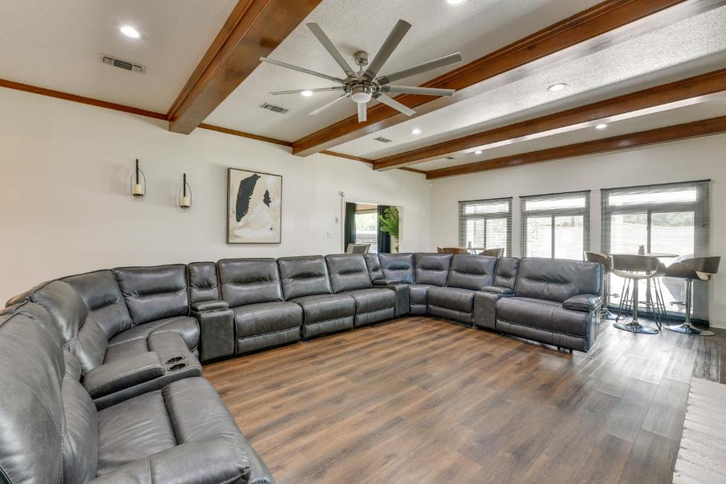 Stunning Baton Rouge Home with Pool Near LSU! photo 3