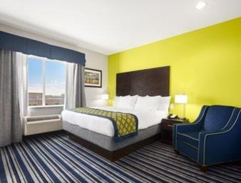 Hawthorn Suites by Wyndham Midland photo 4