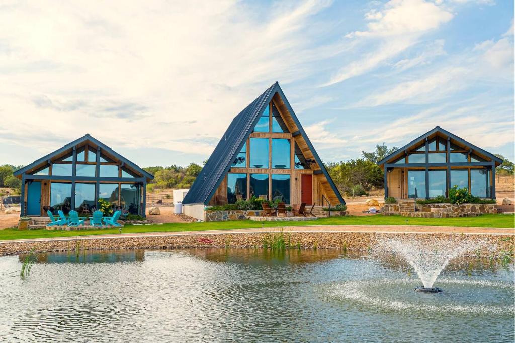 Gruene Daze Chalet - Stylish Aframe - Escape the Ordinary photo 2