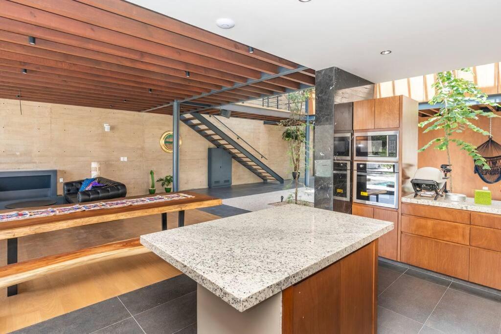 Signature Design Estate photo 3