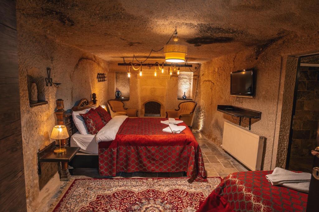 Aladdin's Cave Suite Apartments photo 2
