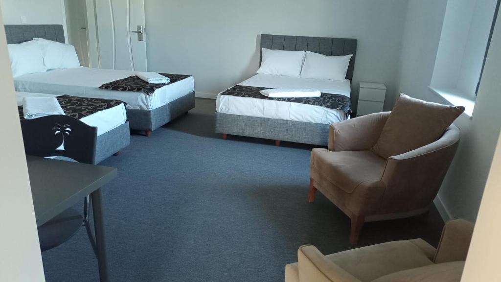 RED FLAG HOTEL photo 2