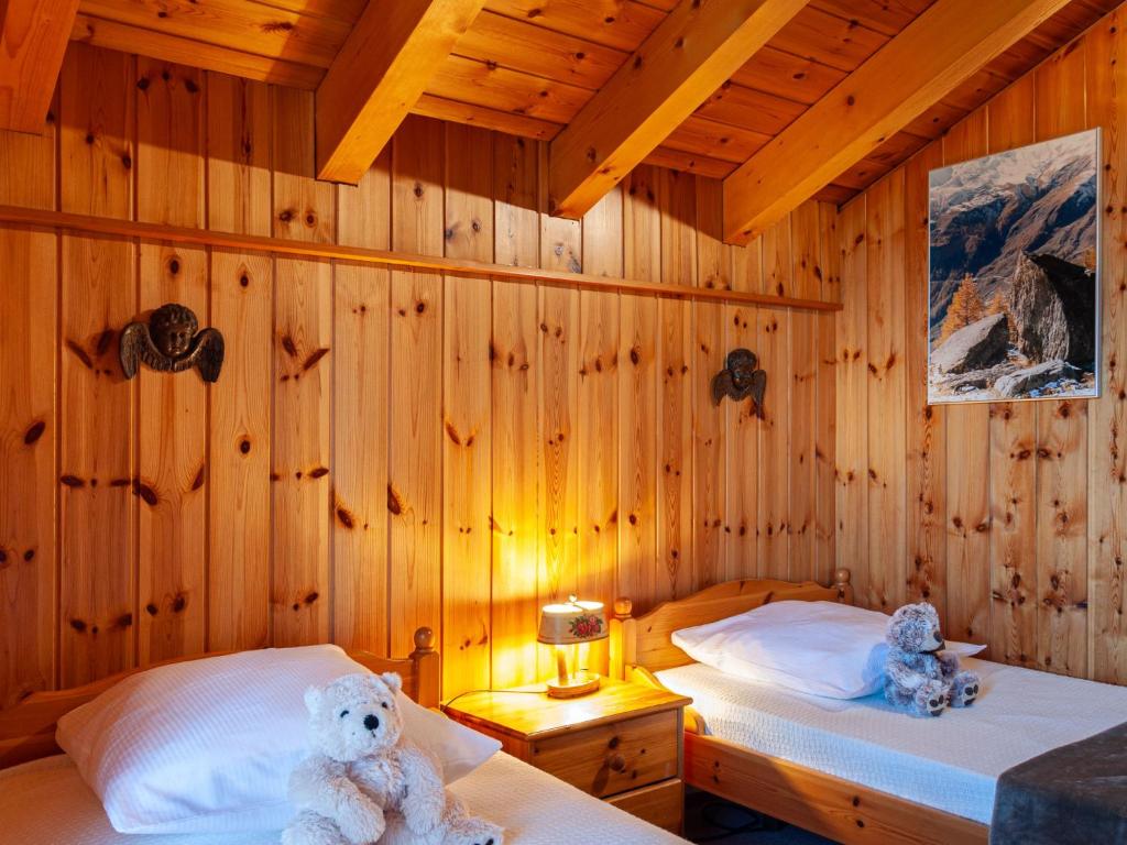 Chalet Valet de Coeur by Interhome photo 3
