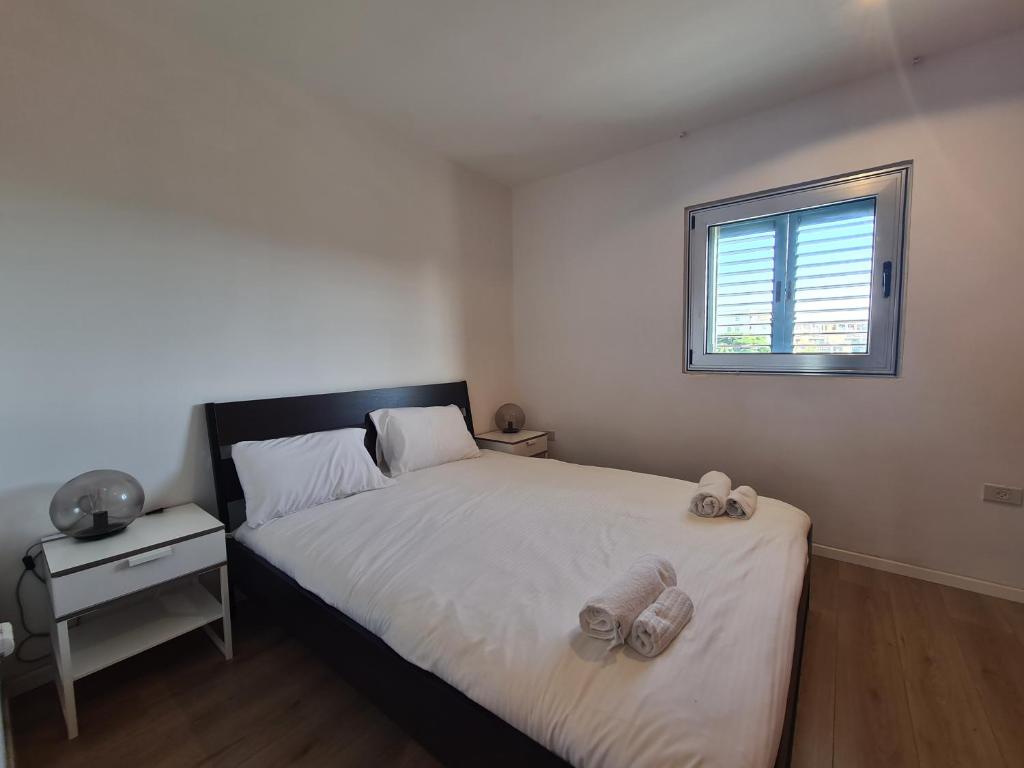 Herzliya Marina - By Beach Apartments TLV photo 2