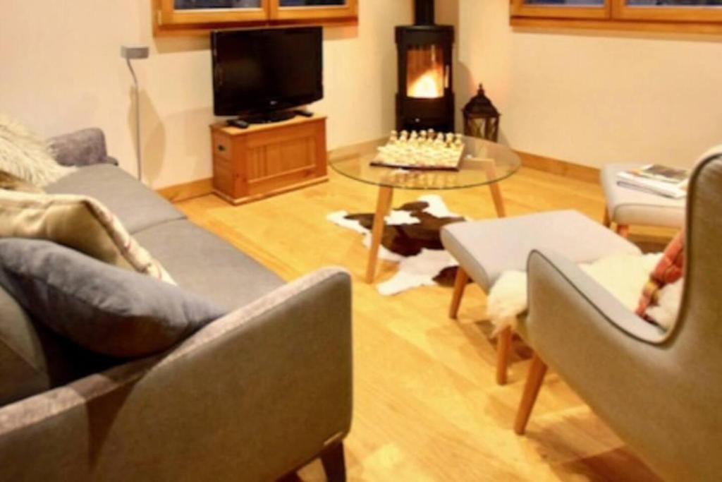 Classy Alpine Hideaway in the Portes du Soleil photo 4