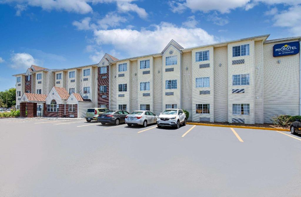 Microtel Inn & Suites by Wyndham Cordova/Memphis/By Wolfchas image