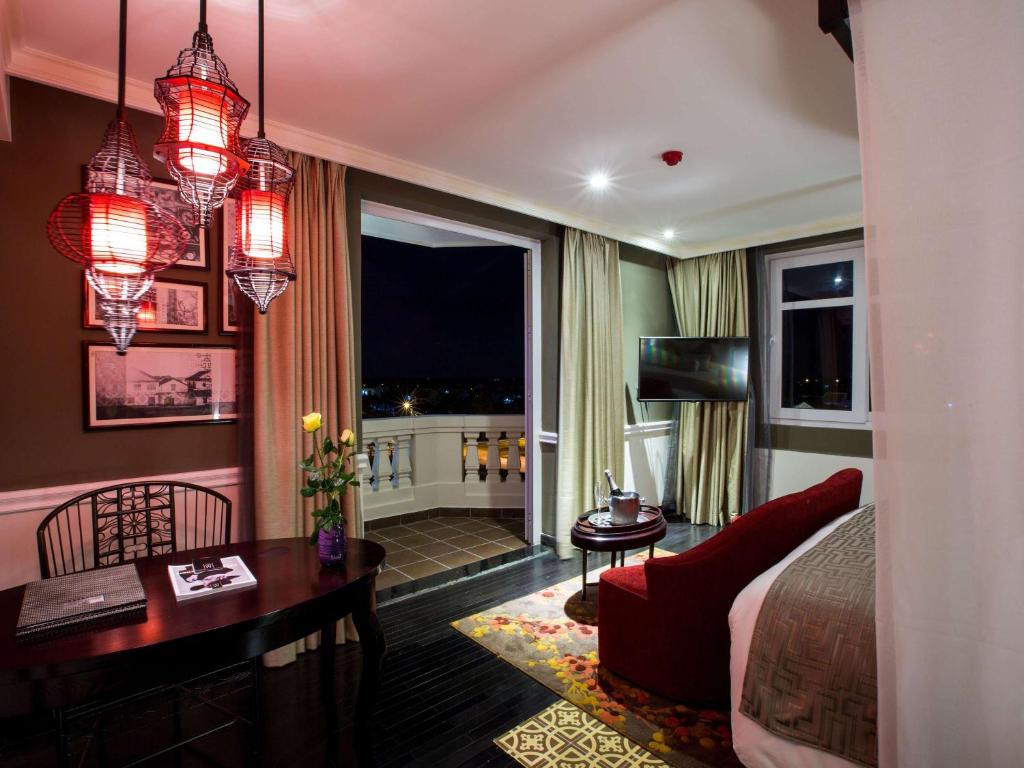 Khách sạn Royal Hội An - MGallery Collection