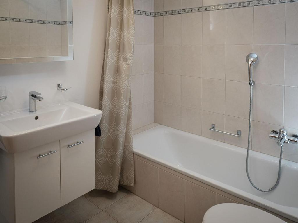 Apartment Davinci by Interhome photo 3