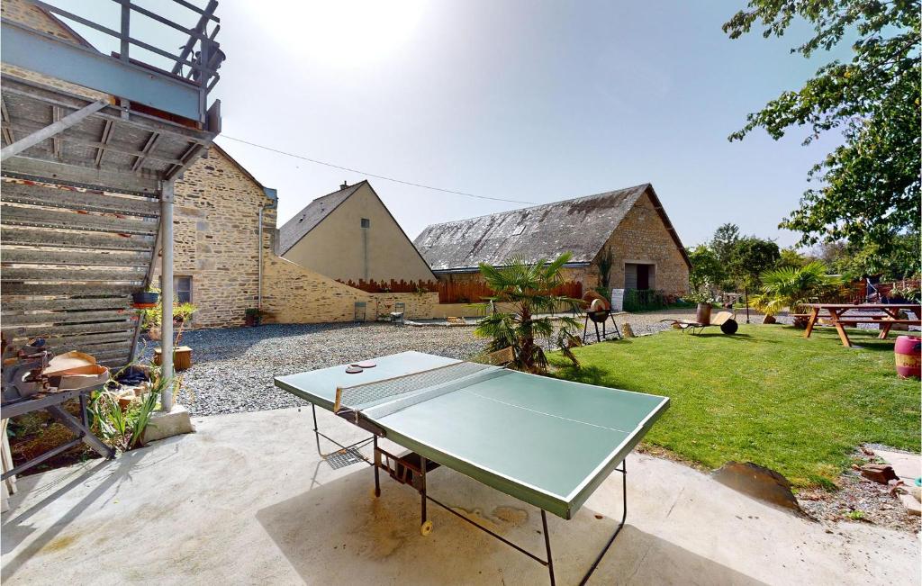 1 Bedroom Lovely Apartment In Neuilly Le Vendin photo 4