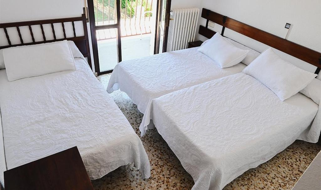 Hostal Desde 1972 Yusta photo 3