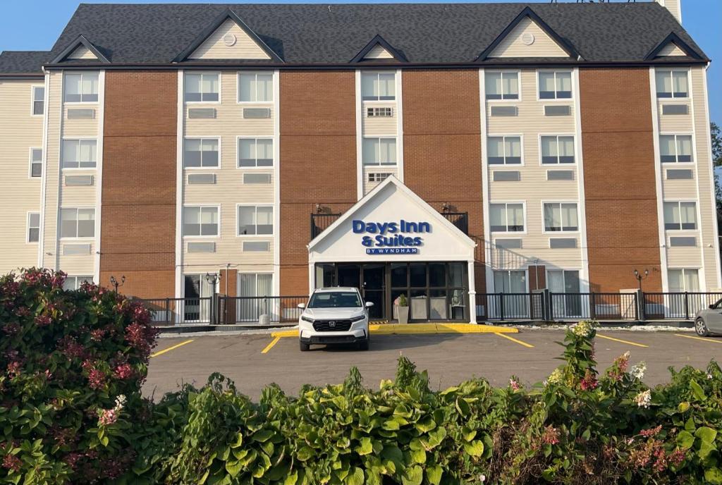 Days Inn & Suites by Wyndham Summerside photo 1