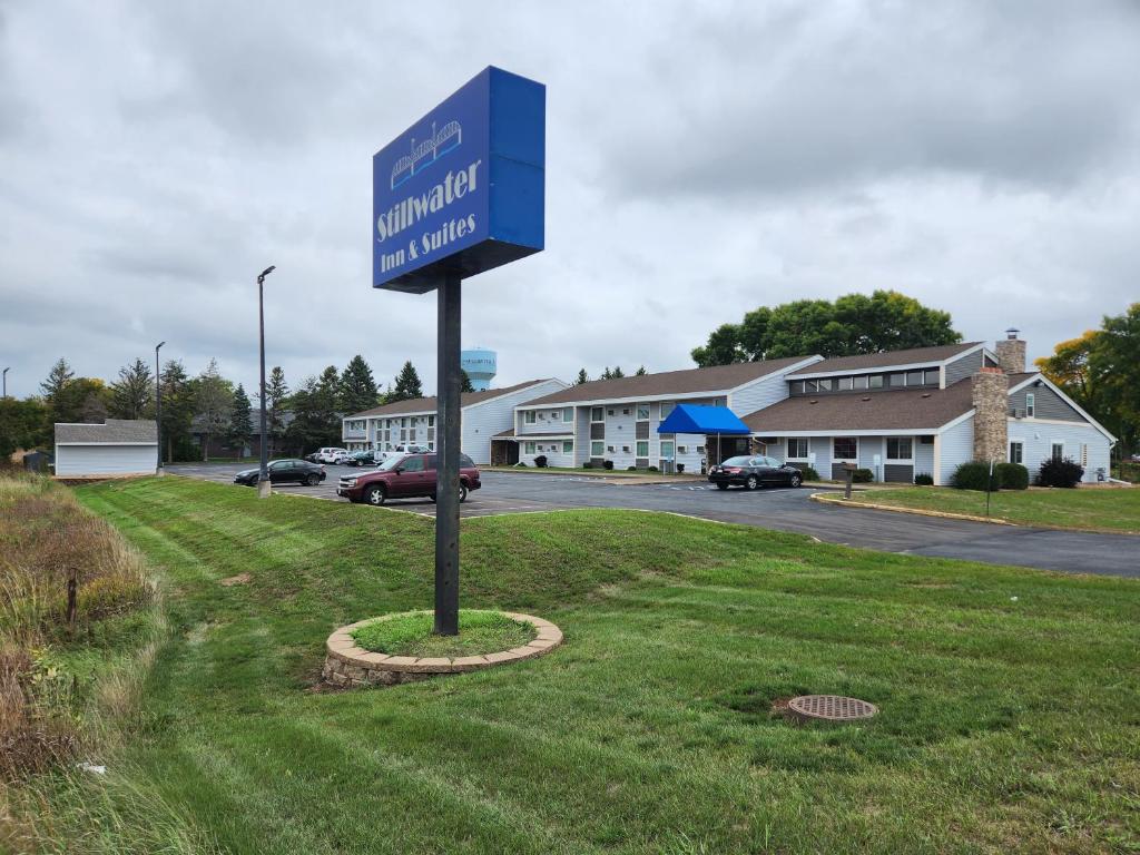Stillwater Inn & Suites image