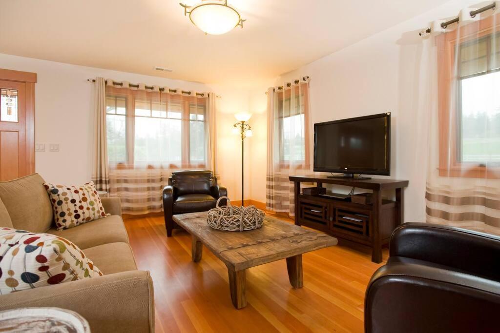 Woodinville's Hollywood Hill Guest House photo 3