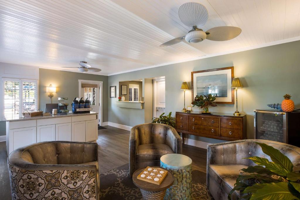 Best Western Sea Island Inn photo 3