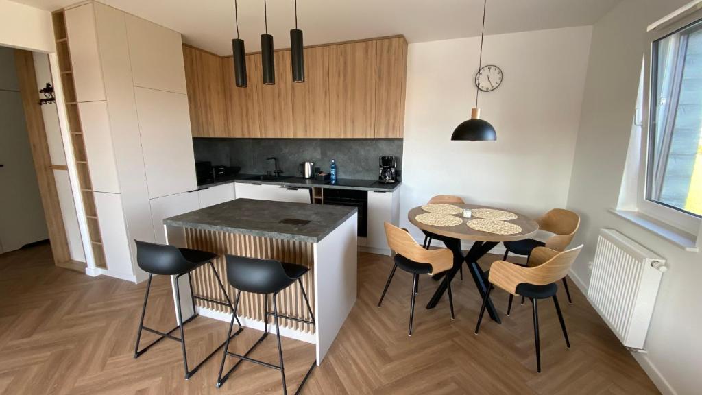 ApartamentLesznoPL Family Friendly photo 3