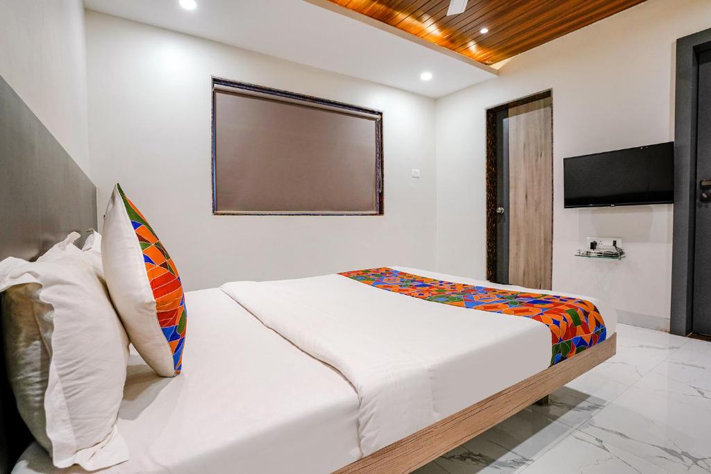 FabHotel Ansh photo 4