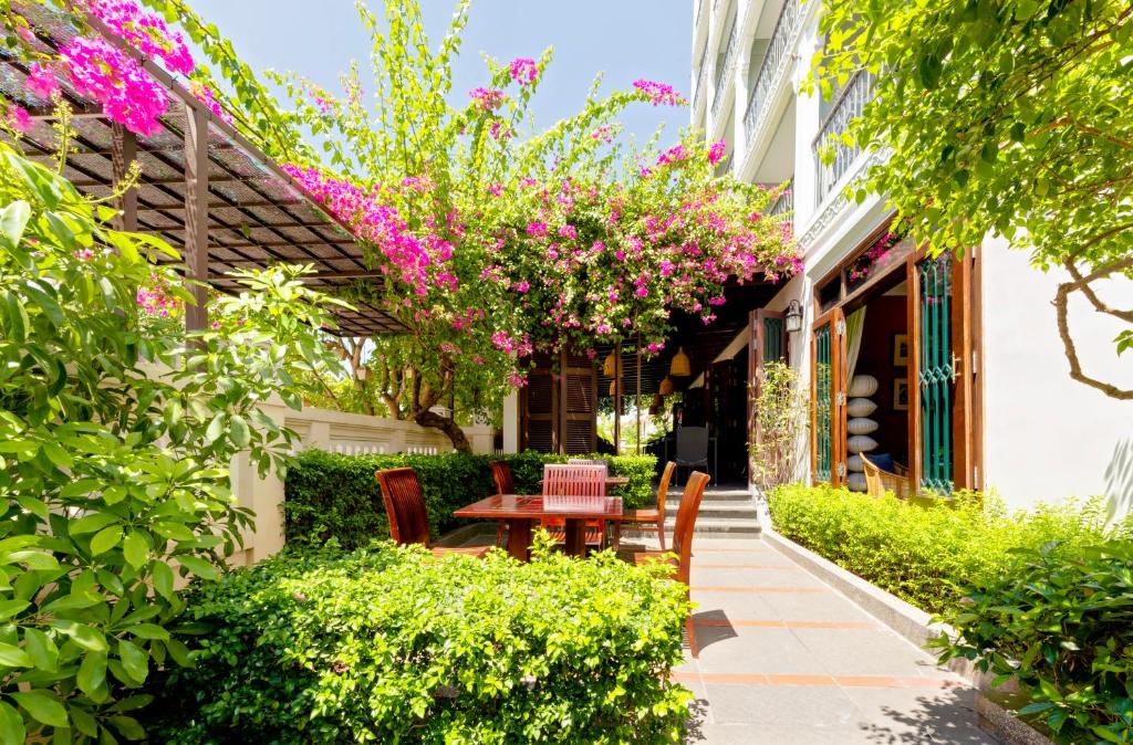 Cozy Savvy Boutique Hotel Hoi An