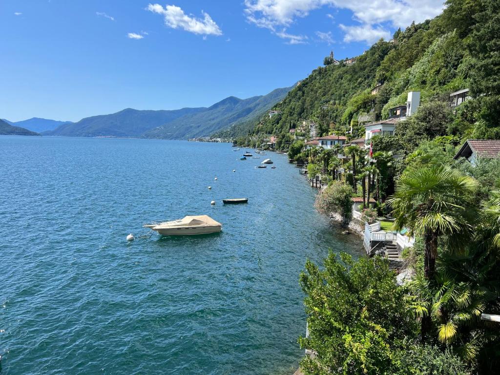 Villa Aurora: Porto Ronco photo 1