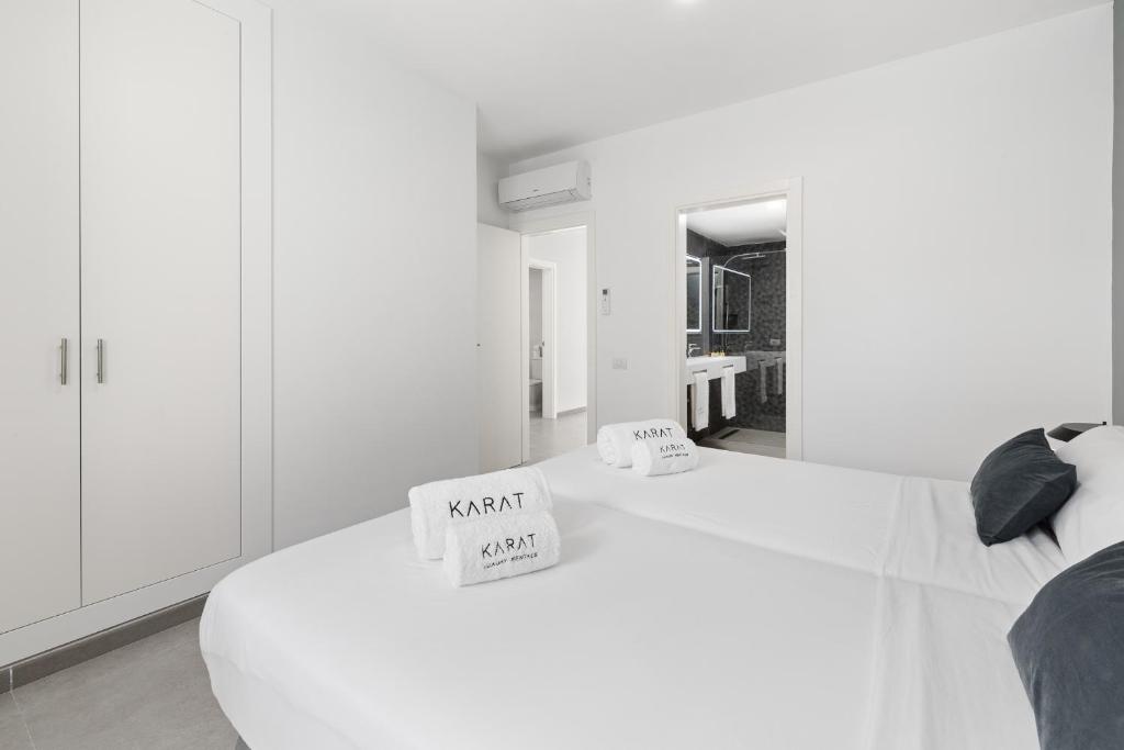 KARAT Villa Presidencial - Tap to explore photos
