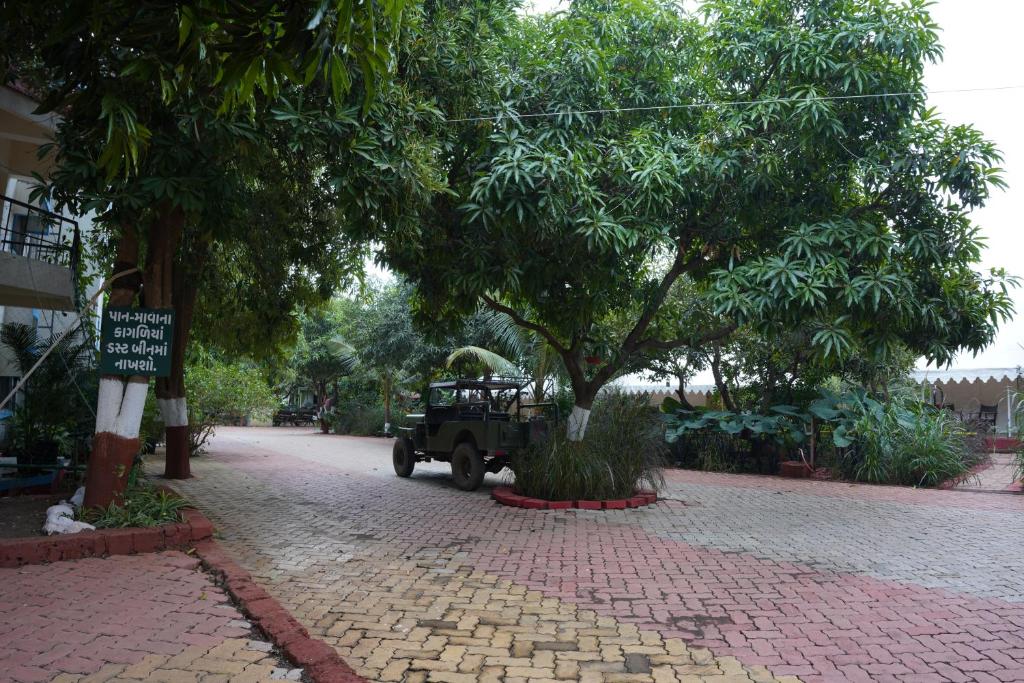 Gir Pride Resort photo 3