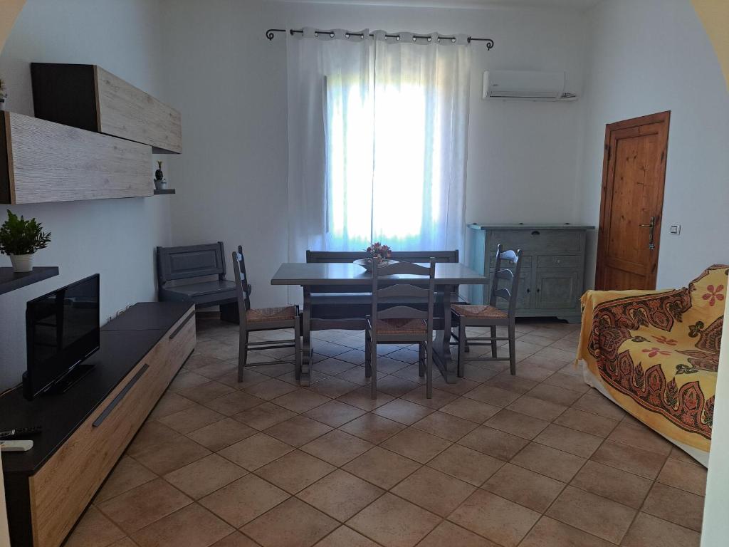 Rosignano Marittimo Rosa Bianca photo 3