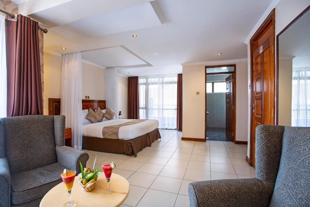 VICTORIA COMFORT INN photo 1
