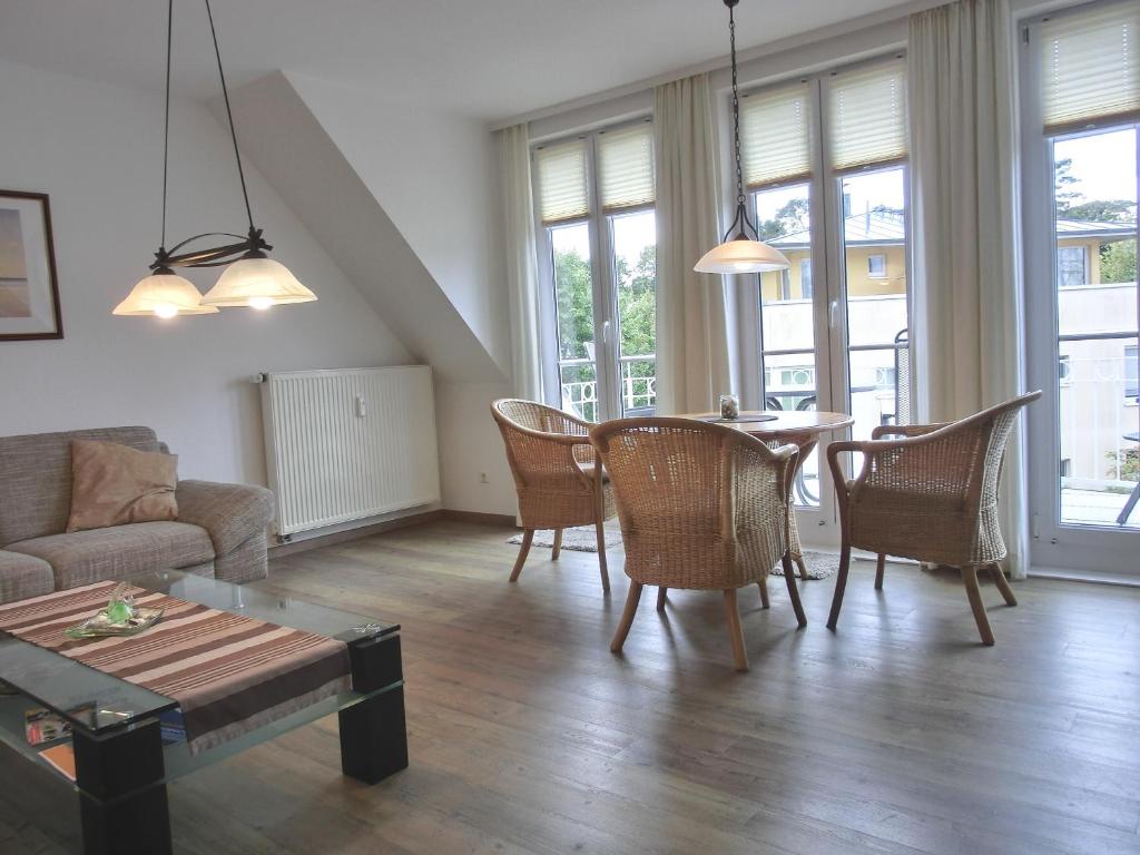 Ferienwohnung i Lee 19 - Tap to explore photos