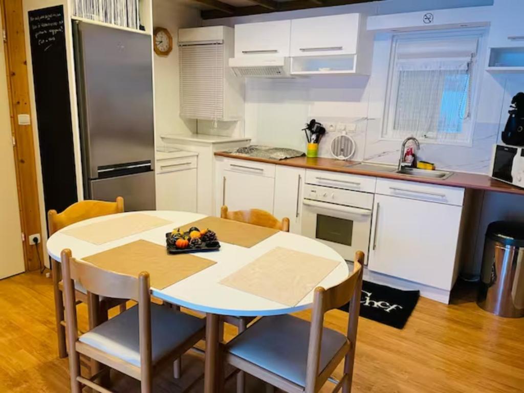 Chalet 77 proche S Besse photo 3