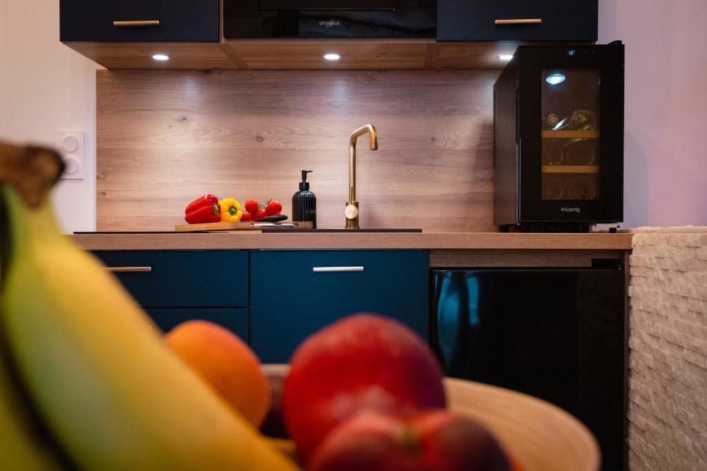 Viens on s'aime - Suite avec jacuzzi, sauna et services inclus photo 1