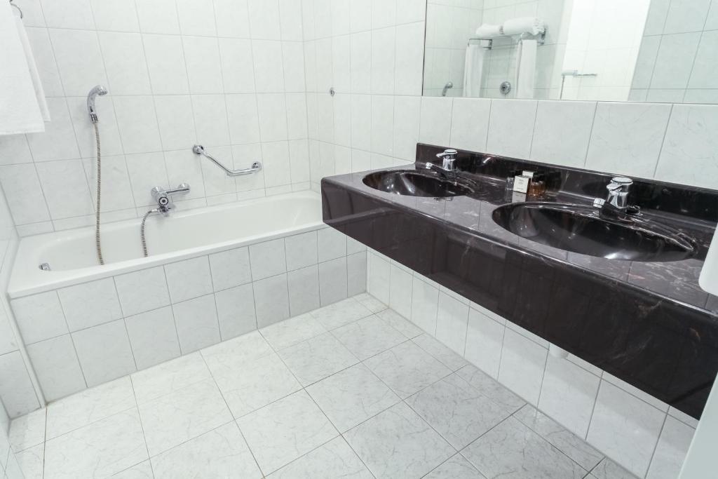 Двухместный (Двухместный номер с 2 отдельными кроватями), Grand Hotel Amstelveen
