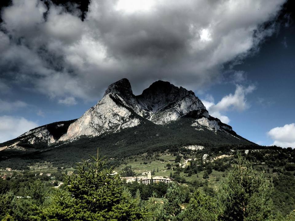 Ensija Pedraforca photo 2