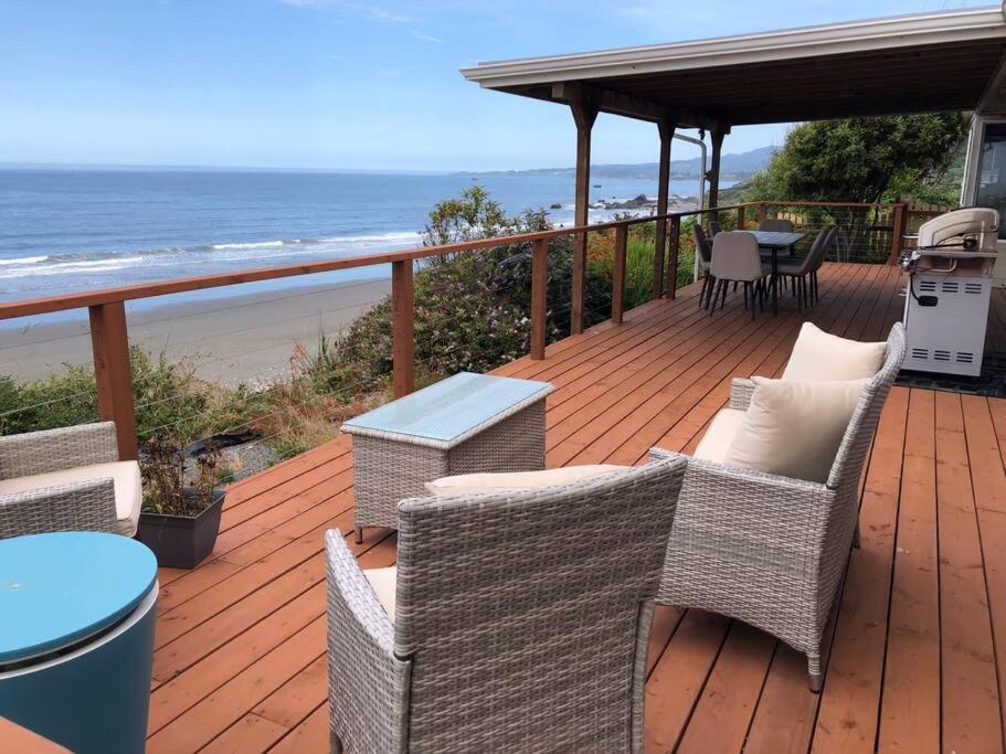 Redwood Coast Beach Front Home California