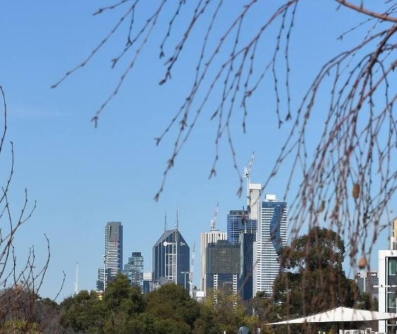 Parkville place photo 1
