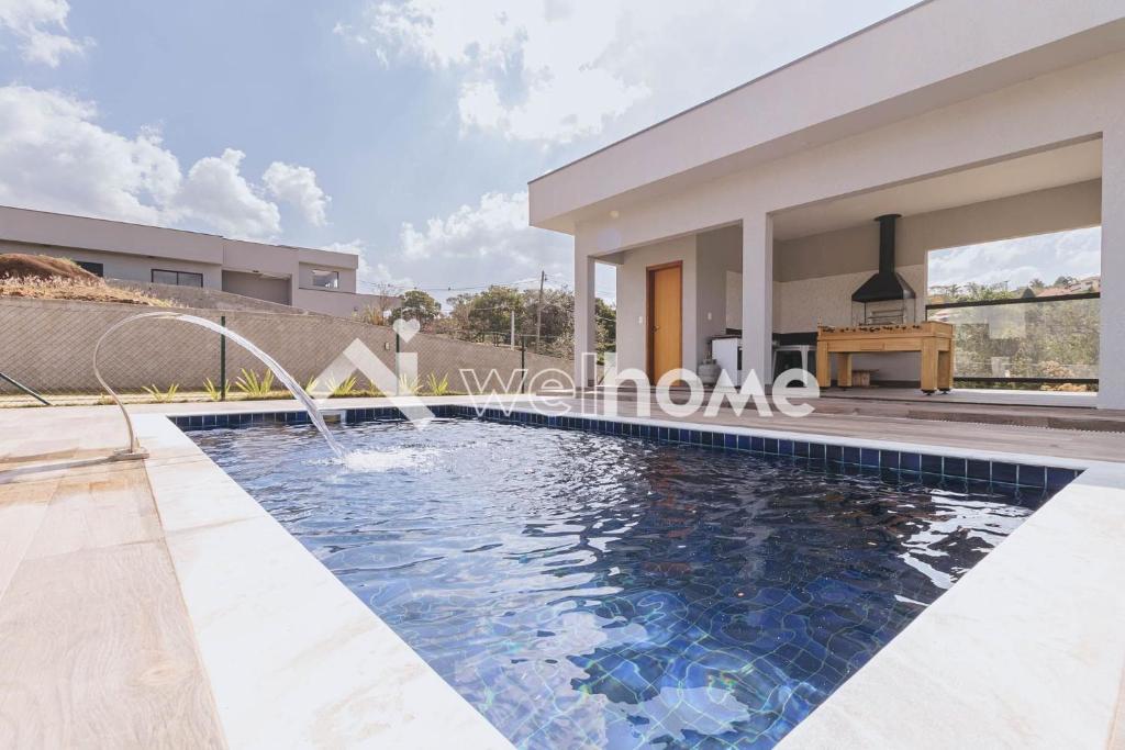 Casa com piscina e churrasqueira com linda vista photo 1