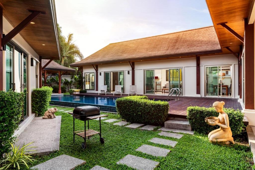 Emerald Pool Villa