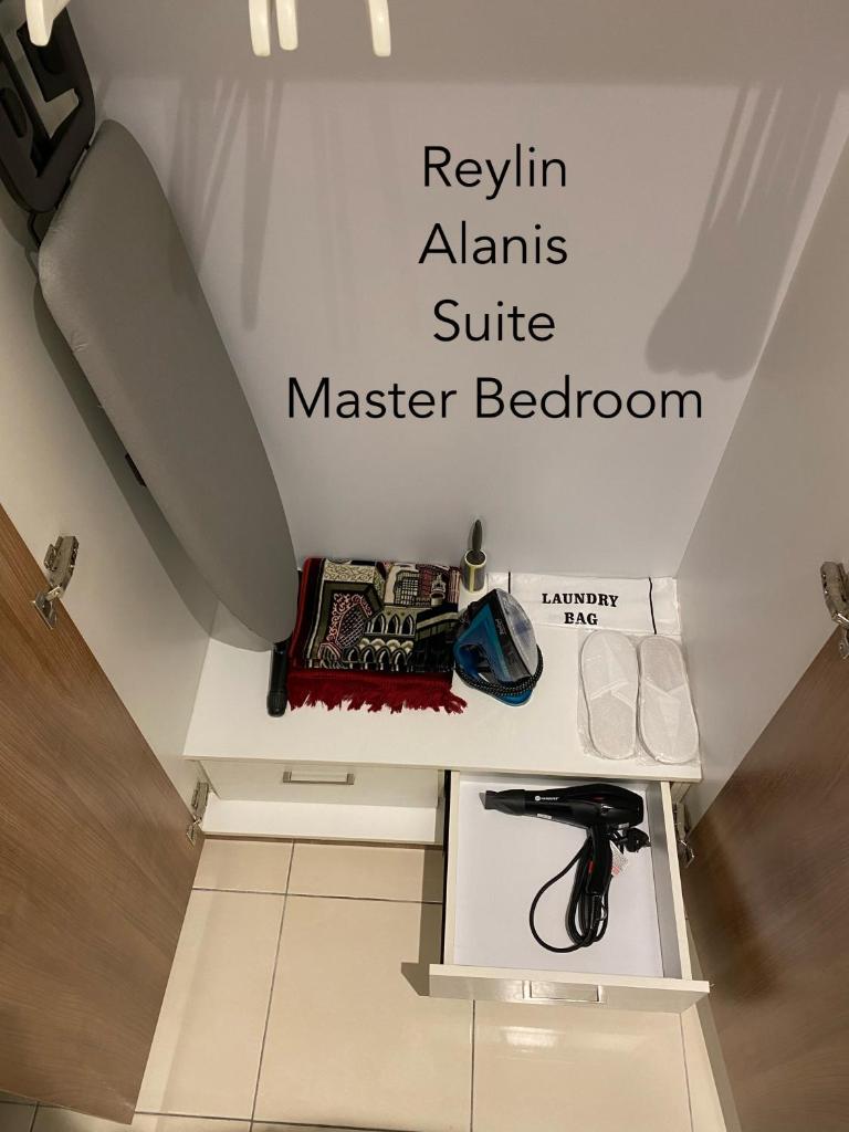 Reylin Alanis Suite // Free Wifi & Netflix // Airport Shuttle Service photo 4