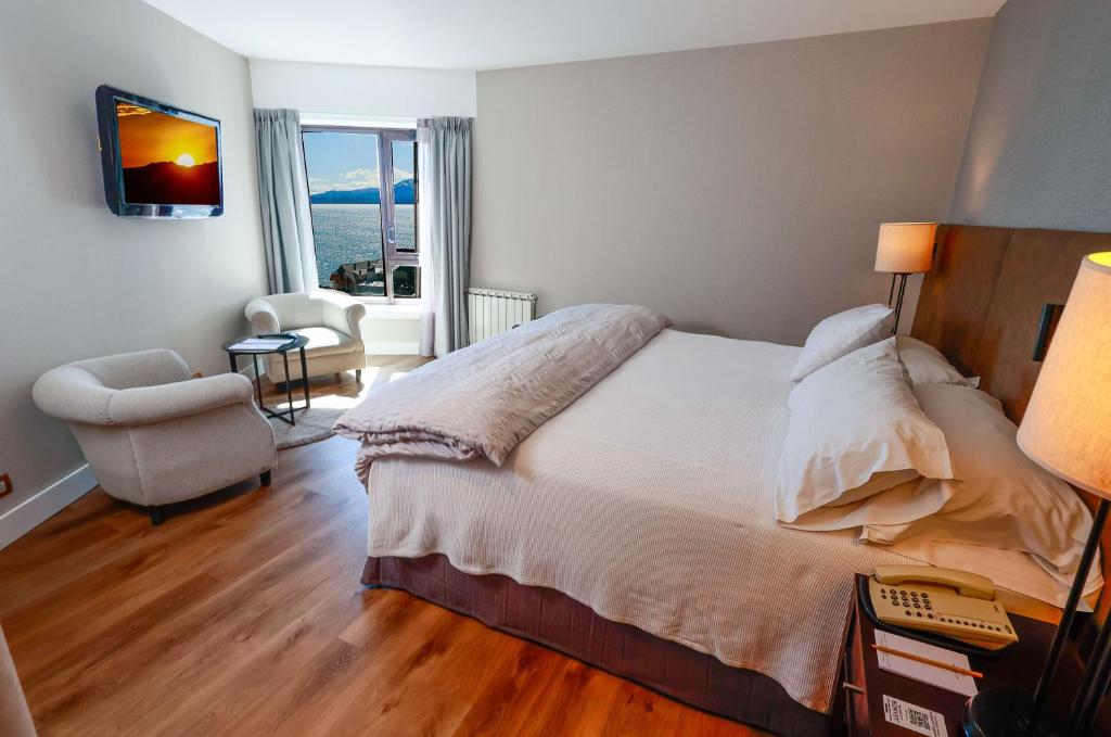 Hotel Panamericano Bariloche photo 4