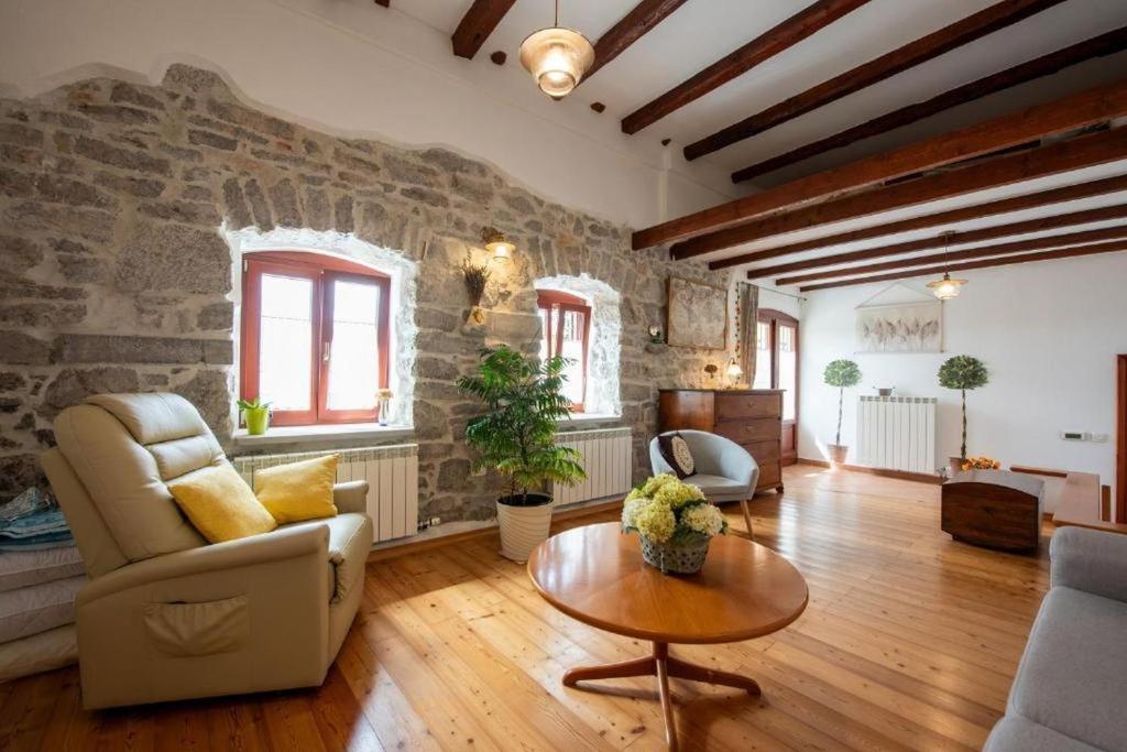 Villa Stone photo 3