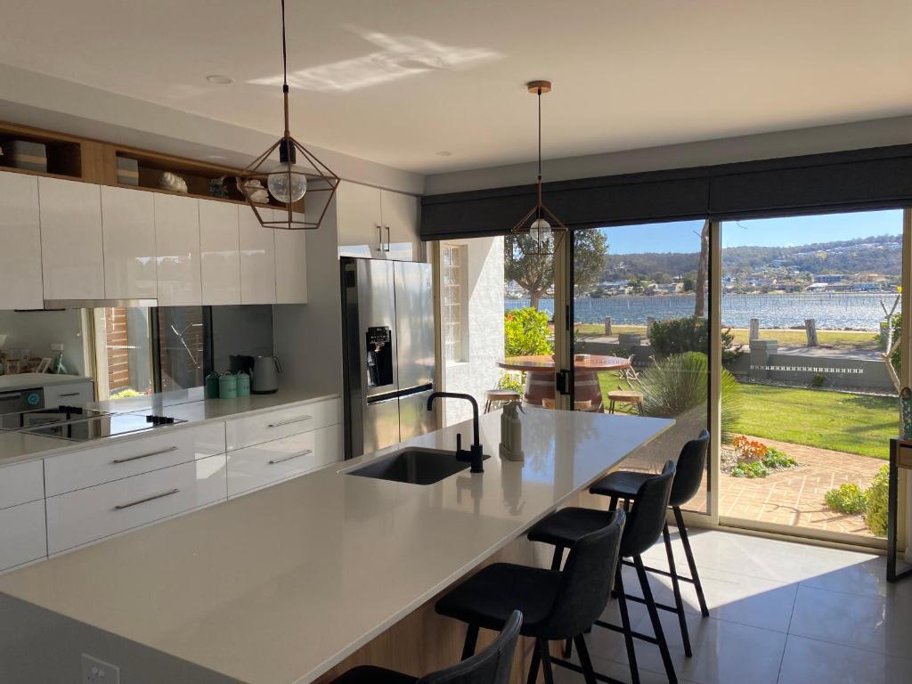 Merimbula Lake Apartments photo 2