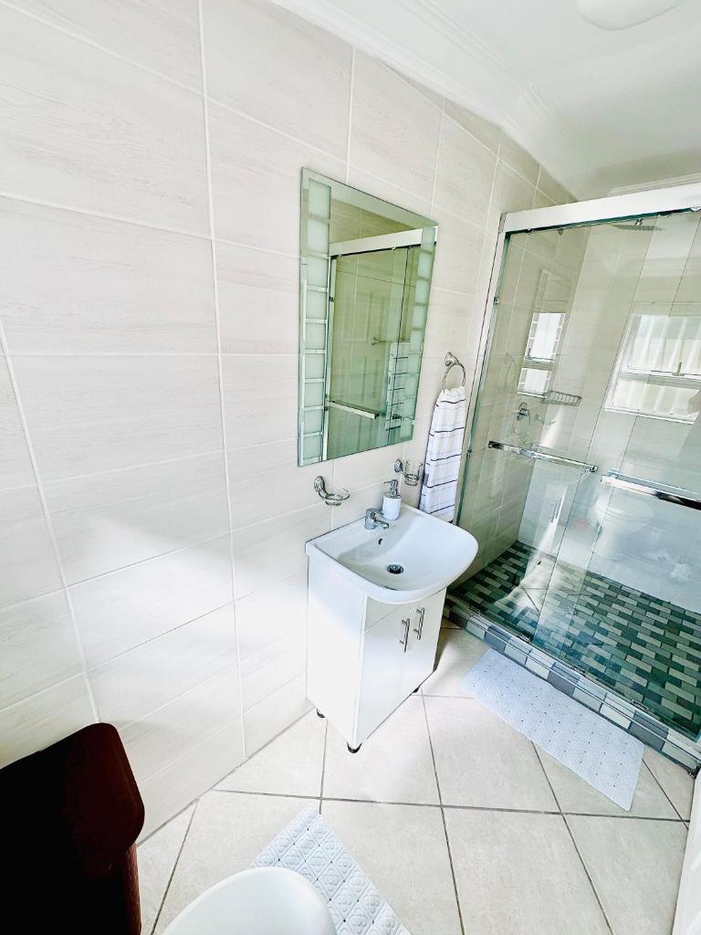 Hotel Vibes Ferndale Room Type - Studio with Terrace
