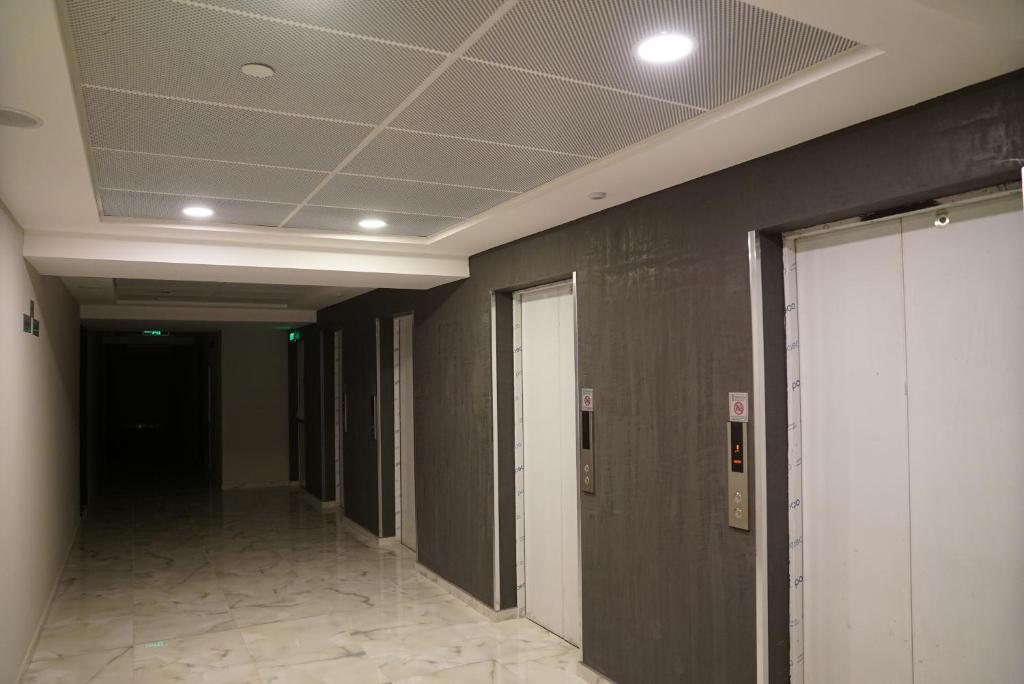 Skopje Sky City 19th Floor Twin Apartments with Indoor Pool & Spa & Fitness Including in Price photo 4