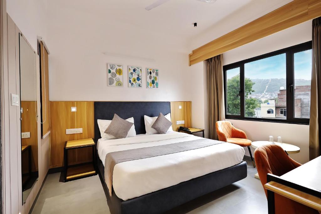 Hotel Sparkle Inn Udaipur