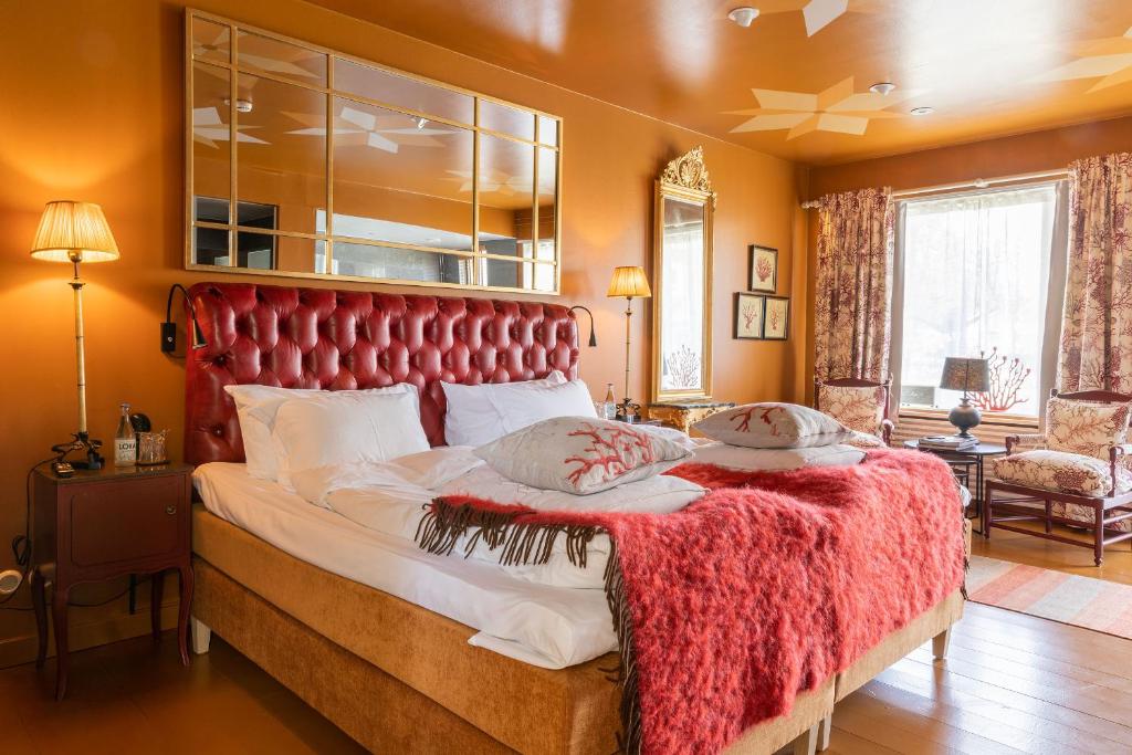 Bomans Hotell i Trosa - Tap to explore photos