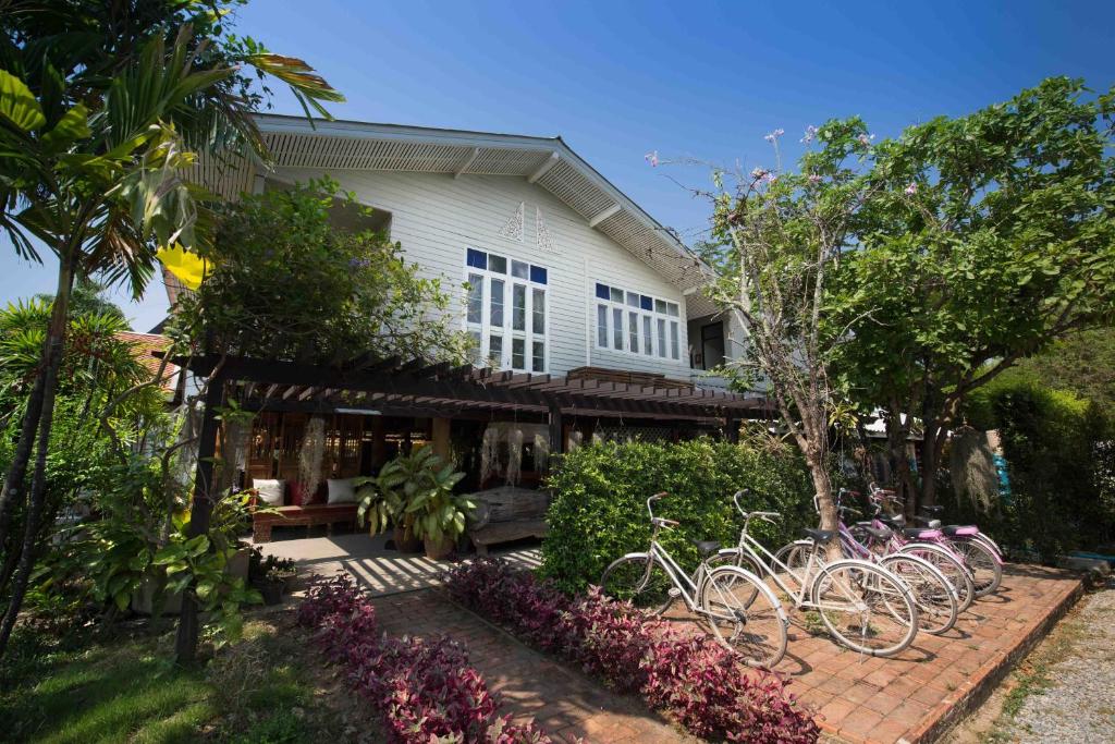 Dorm of Happiness by Tharaburi Resort photo 1
